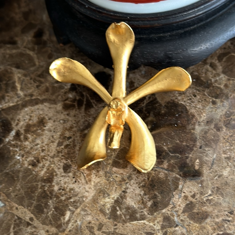 Gold plated orchid pendant and brooch exquisite design